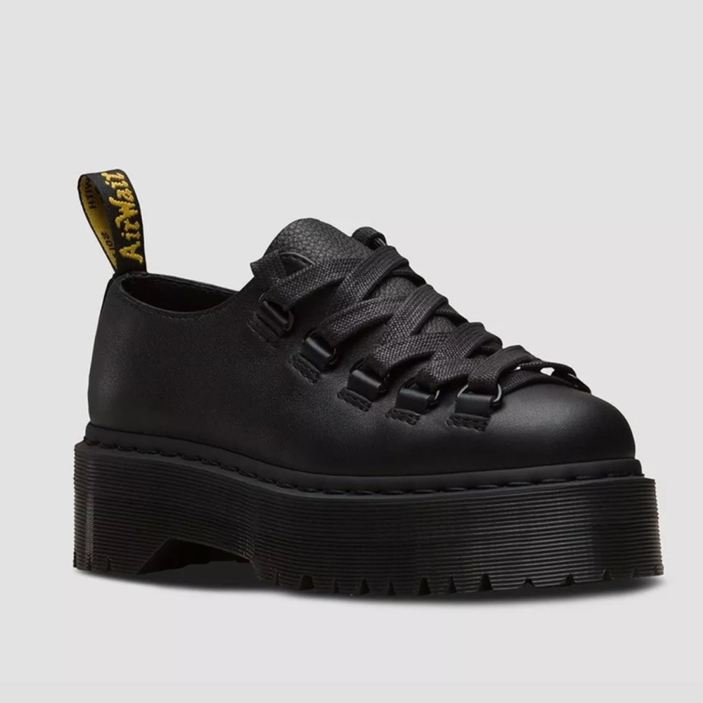 CARAYA Dr. Martens Black Platform Shoes